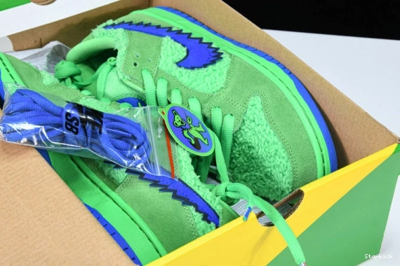 Nike x Dead Dunk Grateful “Green Low Bear” CJ5378-300 SB 0816